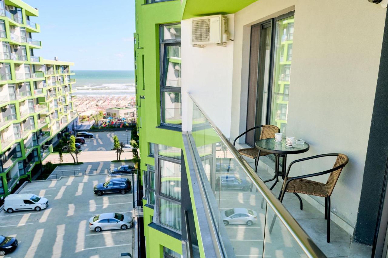 Seascape Apartment Alezzi Spa n Pool Beach Resort Mamaia Exterior foto
