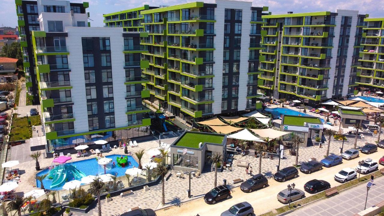 Seascape Apartment Alezzi Spa n Pool Beach Resort Mamaia Exterior foto