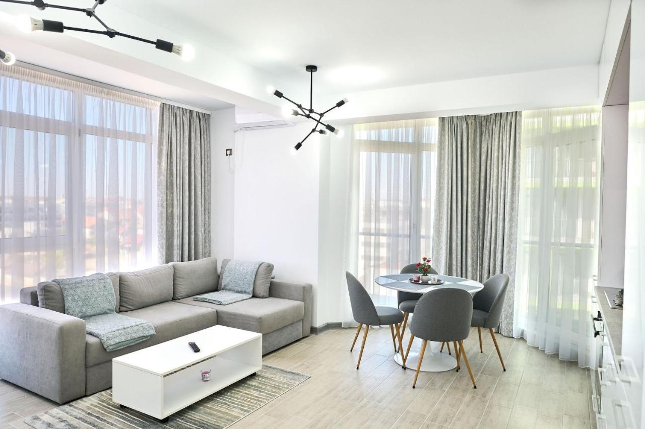 Seascape Apartment Alezzi Spa n Pool Beach Resort Mamaia Exterior foto